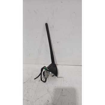 Recambio de antena para nissan juke (f15) 1.5 dci referencia OEM IAM 282081KA0A  