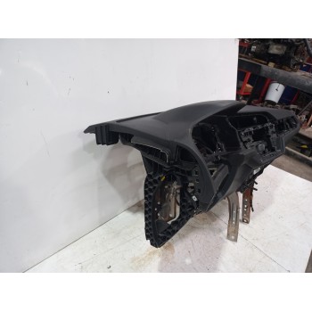 Recambio de salpicadero para volkswagen touran (5t1) advance bmt referencia OEM IAM 5TB857003E  