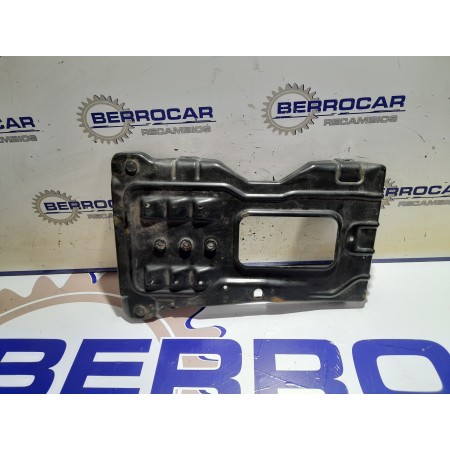 Recambio de soporte bateria para mercedes-benz clase c (w203) berlina 2.2 cdi cat referencia OEM IAM   