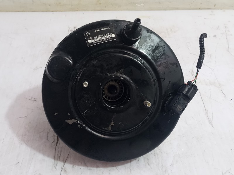 Recambio de servofreno para toyota yaris active referencia OEM IAM 472000DA50A  