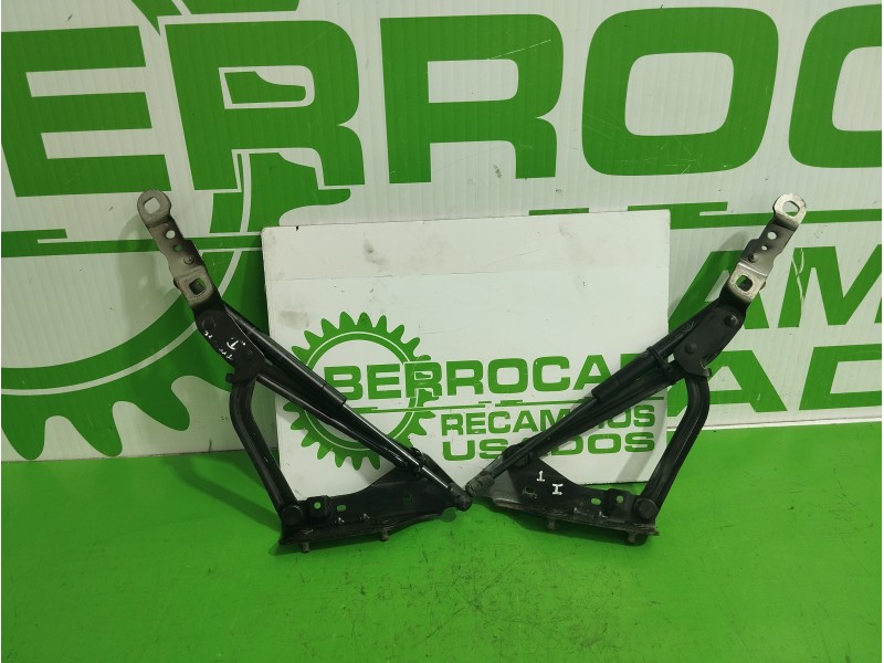Recambio de bisagras maletro para renault megane ii classic berlina 1.5 dci diesel referencia OEM IAM 8200468714  