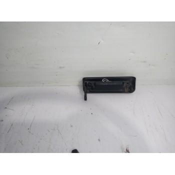 Recambio de maneta exterior delantera derecha para ford sierra berlina brillant referencia OEM IAM A22401  