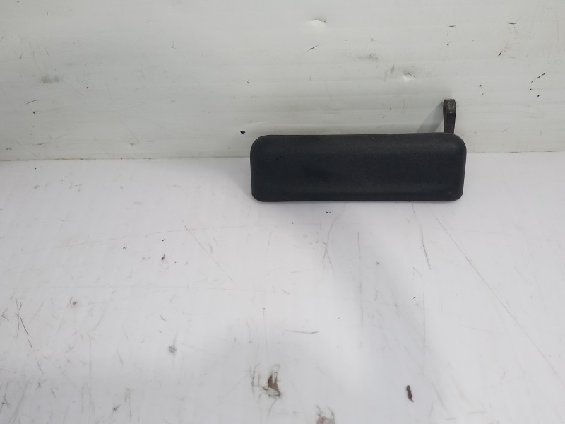 Recambio de maneta exterior delantera izquierda para ford sierra berlina brillant referencia OEM IAM A22401  