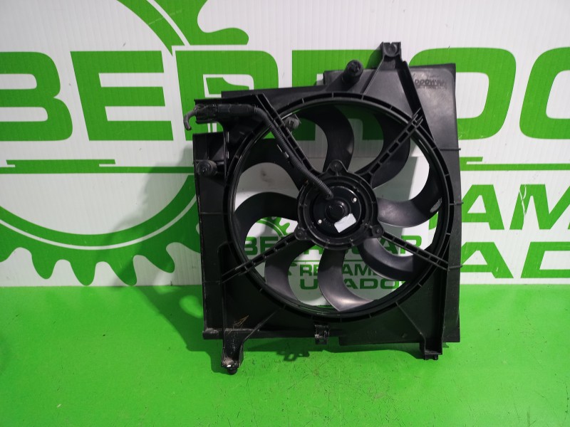 Recambio de electroventilador para kia carnival 2.9 crdi cat referencia OEM IAM 977304DXXX  