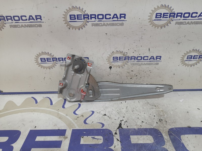 Recambio de elevalunas trasero izquierdo para toyota corolla (e15) referencia OEM IAM 0130822032  