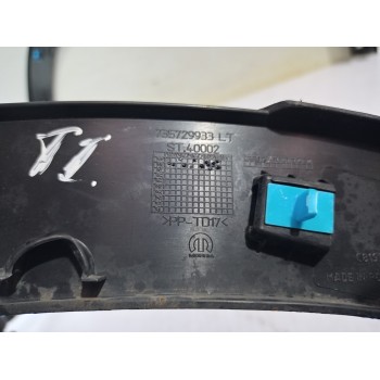 Recambio de aletin trasero izquierdo para jeep avenger altitude referencia OEM IAM 735729933  