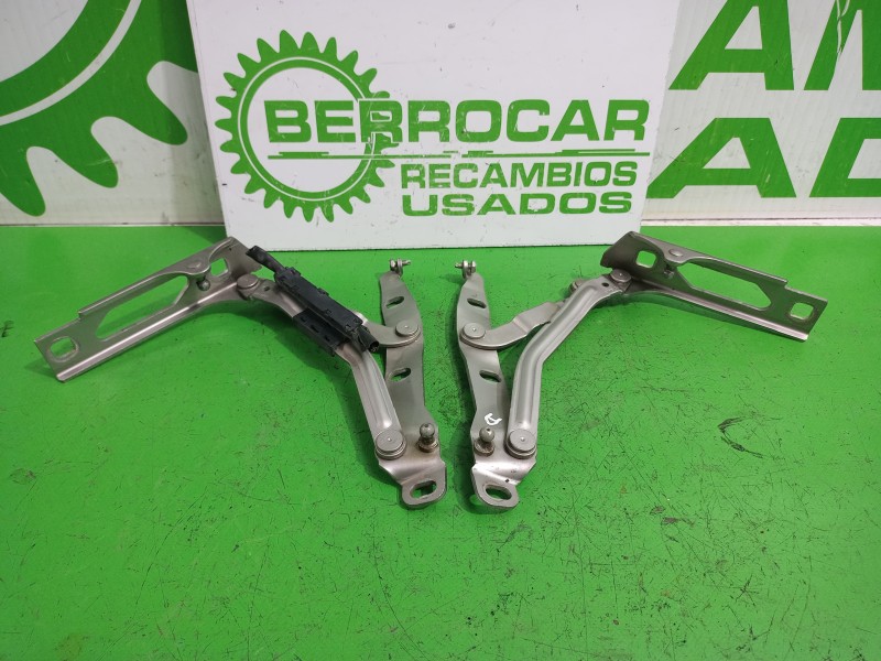 Recambio de bisagras maletro para opel vectra c berlina essentia referencia OEM IAM 09177083  
