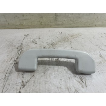 Recambio de asidero techo trasero derecho para opel corsa f edition referencia OEM IAM 8K0857607B  