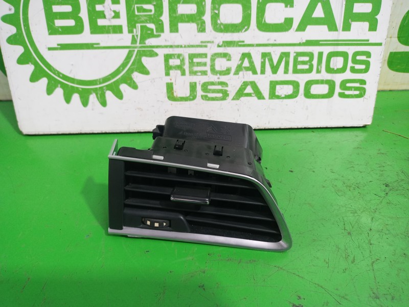 Recambio de rejilla aireadora para peugeot 508 active referencia OEM IAM 9686457377  