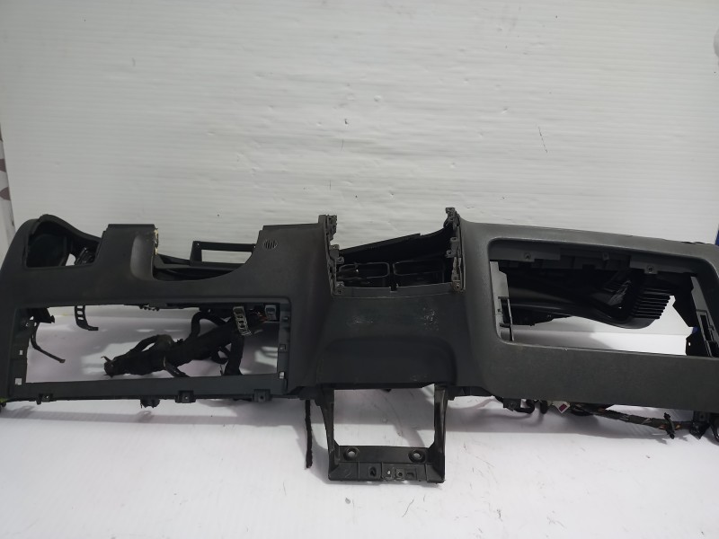 Recambio de salpicadero para seat ibiza (6k1) stella referencia OEM IAM 6K1857255D  
