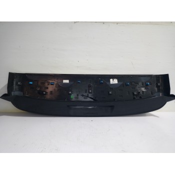 Recambio de aleron trasero para jeep avenger altitude referencia OEM IAM 735737904  