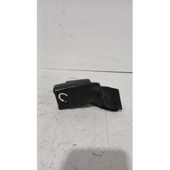 Recambio de enganche cinturon trasero central para nissan juke (f15) 1.5 dci referencia OEM IAM 888521KA0A  