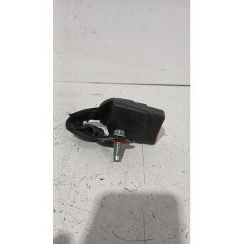 Recambio de enganche cinturon trasero central para nissan juke (f15) 1.5 dci referencia OEM IAM 888521KA0A  