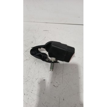 Recambio de enganche cinturon trasero central para nissan juke (f15) 1.5 dci referencia OEM IAM 888521KA0A  