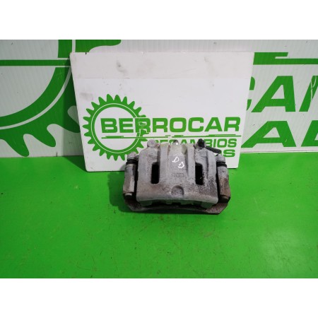 Recambio de pinza de freno delantera derecha para kia carnival 2.9 crdi cat referencia OEM IAM 581304D200  