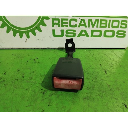 Recambio de enganche cinturon para opel astra h berlina essentia referencia OEM IAM 13128019  