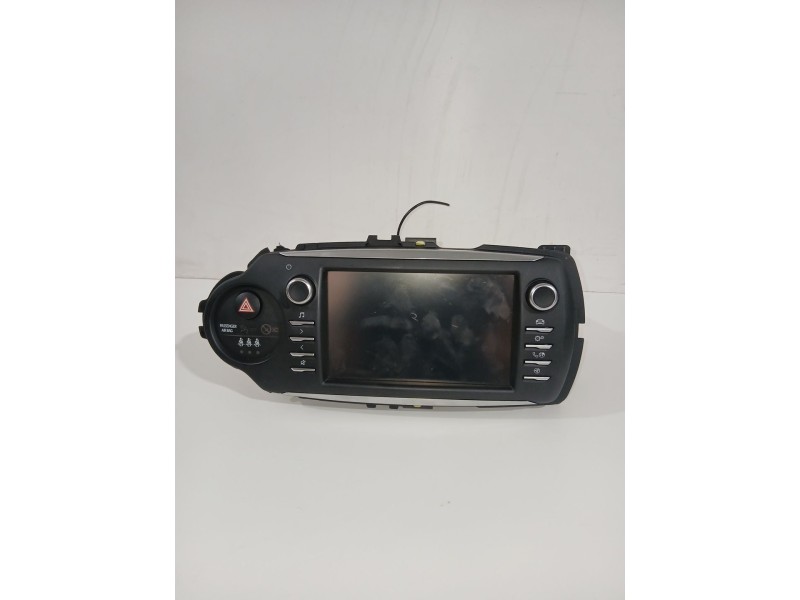 Recambio de sistema audio / radio cd para toyota yaris active referencia OEM IAM 861400D320  