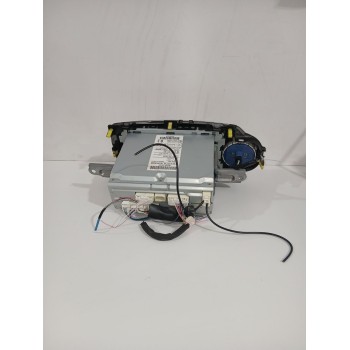 Recambio de sistema audio / radio cd para toyota yaris active referencia OEM IAM 861400D320  