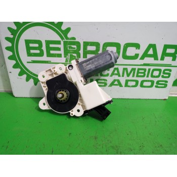 Recambio de motor elevalunas trasero izquierdo para opel vectra c berlina essentia referencia OEM IAM 24414776  
