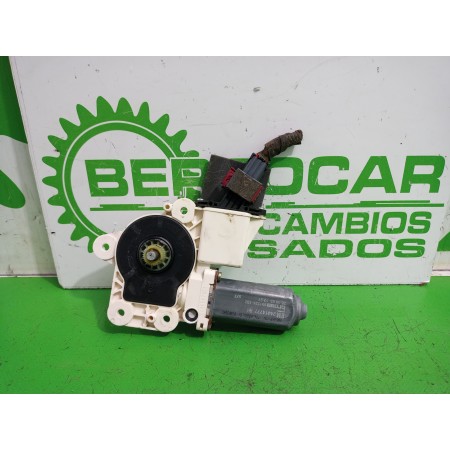 Recambio de motor elevalunas trasero derecho para opel vectra c berlina essentia referencia OEM IAM 24414777  