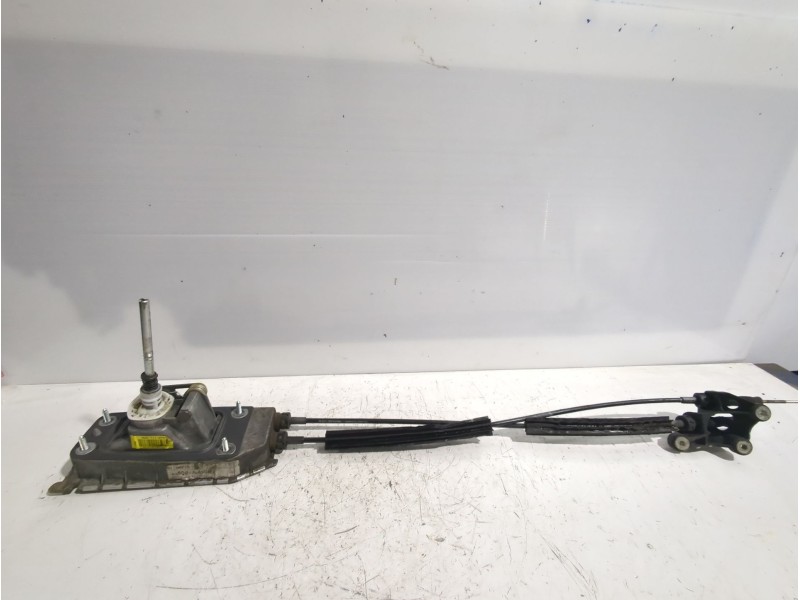 Recambio de palanca cambio para seat ibiza iii (6l1) 1.4 tdi referencia OEM IAM 6Q0711049  