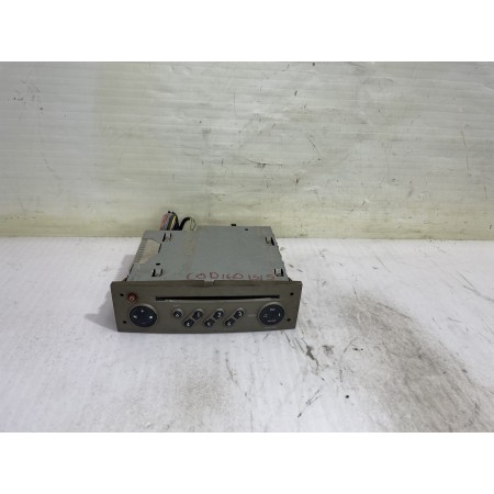 Recambio de sistema audio / radio cd para renault scenic ii authentique referencia OEM IAM 8200633644  