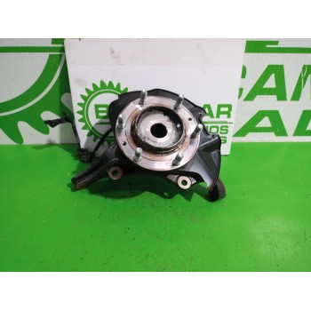 Recambio de mangueta delantera derecha para kia carnival 2.9 crdi cat referencia OEM IAM 517164D000  