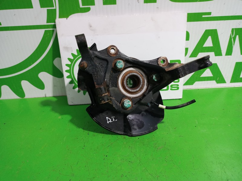 Recambio de mangueta delantera izquierda para kia carnival 2.9 crdi cat referencia OEM IAM 517154D000  