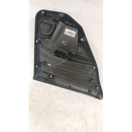 Recambio de guarnecido puerta trasera derecha para volkswagen t-cross (c11, d31) 1.0 tsi referencia OEM IAM 2GM867212  