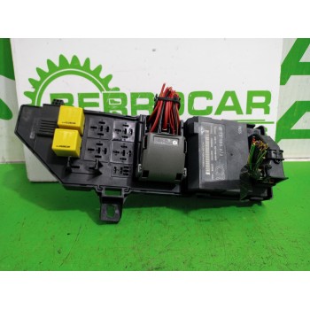 CAJA RELES / FUSIBLES 13165970 