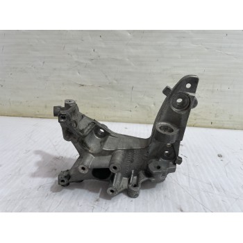 Recambio de soporte alternador para peugeot 308 sw envy referencia OEM IAM 9684613880  