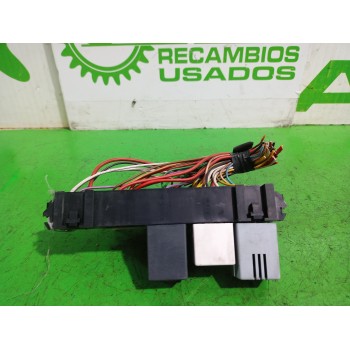 Recambio de caja reles / fusibles para renault kangoo (f/kc0) expression referencia OEM IAM 7703297572  