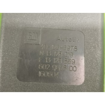 Recambio de enganche cinturon para opel astra h berlina essentia referencia OEM IAM 13128019  
