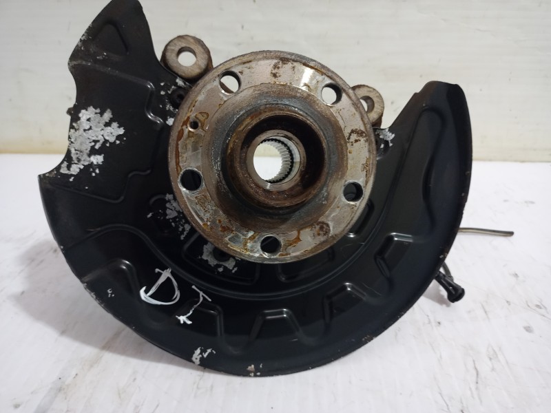 Recambio de mangueta delantera izquierda para volkswagen golf vii lim. (5g1) comfortline bluemotion referencia OEM IAM 5Q0407255