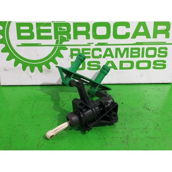 Recambio de bomba embrague para ford transit connect (tc7) 1.8 tdci cat referencia OEM IAM 2T142450  