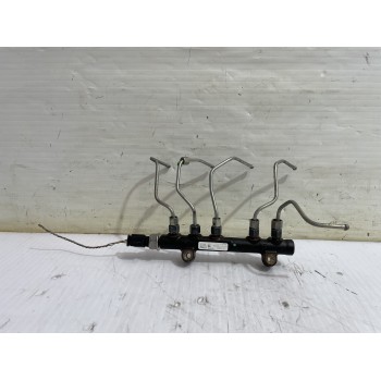 Recambio de rampa inyectora para peugeot 308 sw envy referencia OEM IAM 9684753080  