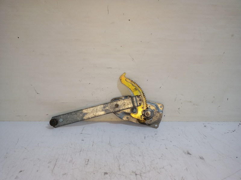 Recambio de elevalunas trasero derecho para ford sierra berlina brillant referencia OEM IAM 6098225  