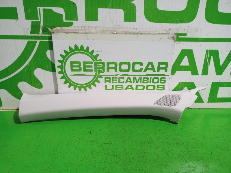 Recambio de moldura para volkswagen t-roc (d11) basis referencia OEM IAM 2GA867233  