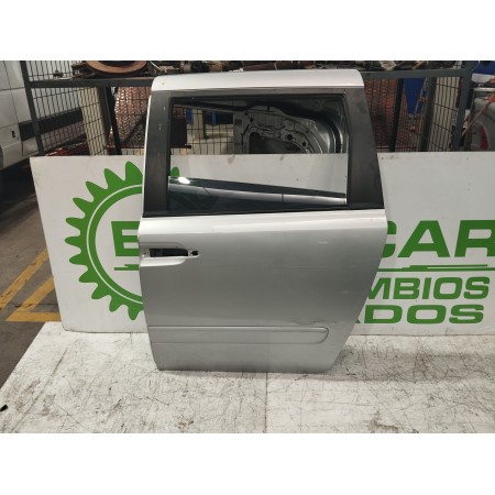 Recambio de puerta trasera izquierda para kia carnival 2.9 crdi cat referencia OEM IAM 770034D010  