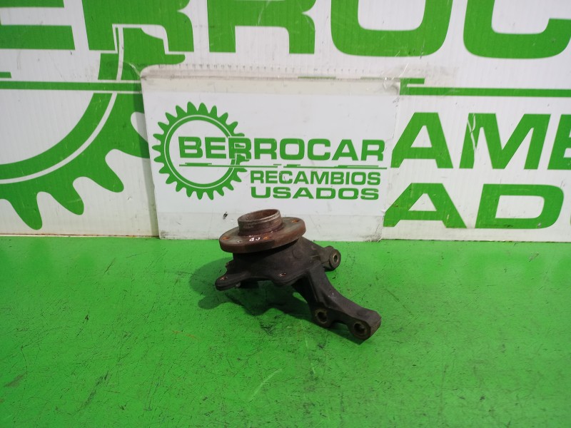 Recambio de mangueta delantera derecha para renault kangoo (f/kc0) expression referencia OEM IAM 8200150223  