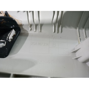 Recambio de moldura para volkswagen t-roc (d11) basis referencia OEM IAM 2GA867234  