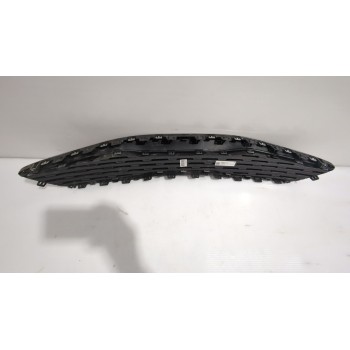 Recambio de rejilla delantera para kia stonic (yb) 1.0 t-gdi referencia OEM IAM 86350H8400  