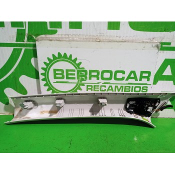 Recambio de moldura para volkswagen t-roc (d11) basis referencia OEM IAM 2GA867234  