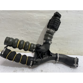 Recambio de tubo intercooler para peugeot 308 sw envy referencia OEM IAM 9688500380  