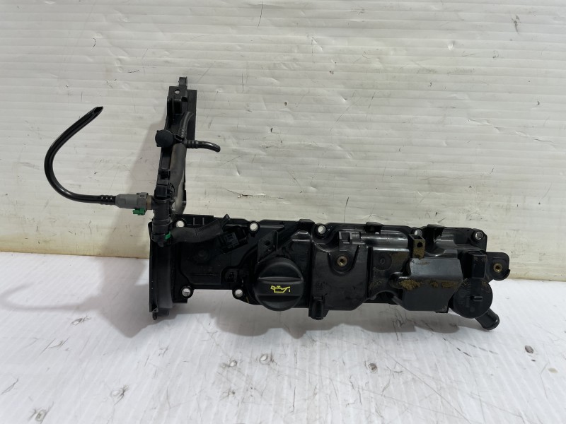 Recambio de tapa balancines para peugeot 308 sw envy referencia OEM IAM 9688939180  