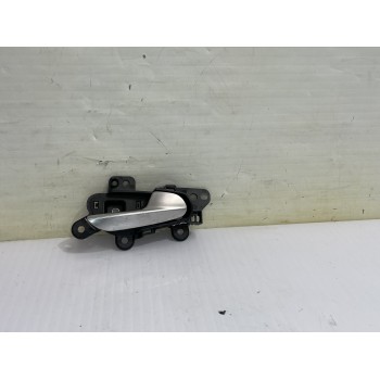 Recambio de maneta interior trasera derecha para jeep avenger altitude referencia OEM IAM 2973859X  