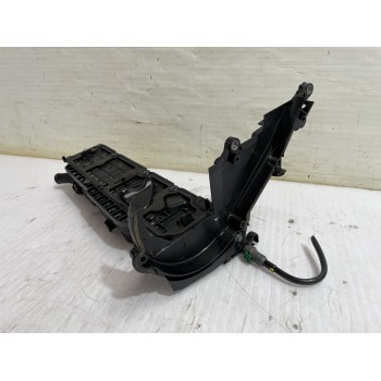 Recambio de tapa balancines para peugeot 308 sw envy referencia OEM IAM 9688939180  