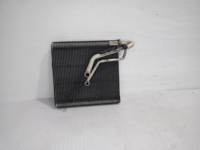 Recambio de evaporador aire acondicionado para volkswagen touran (5t1) advance bmt referencia OEM IAM 5Q1820102D  