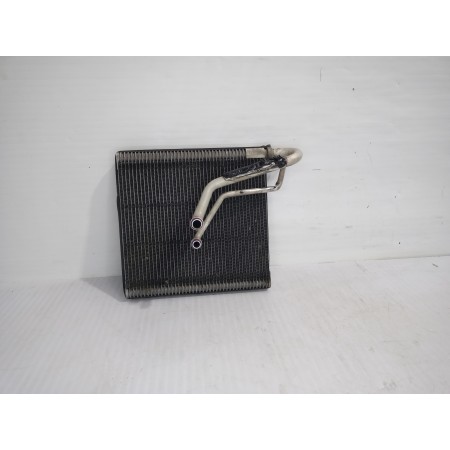 Recambio de evaporador aire acondicionado para volkswagen touran (5t1) advance bmt referencia OEM IAM 5Q1820102D  