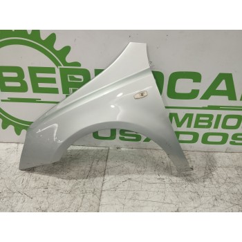 Recambio de aleta delantera izquierda para kia carnival 2.9 crdi cat referencia OEM IAM 663114D030  